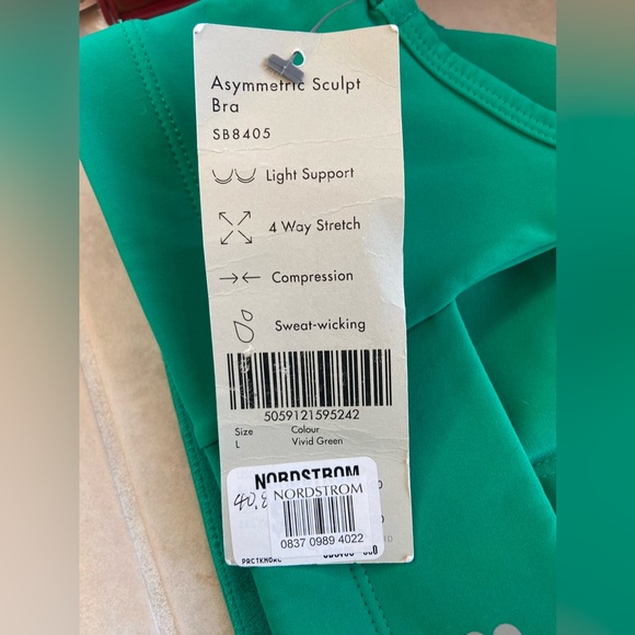 Sweaty Betty Asymmetric Sculpt Bra - Picture 5 of 6